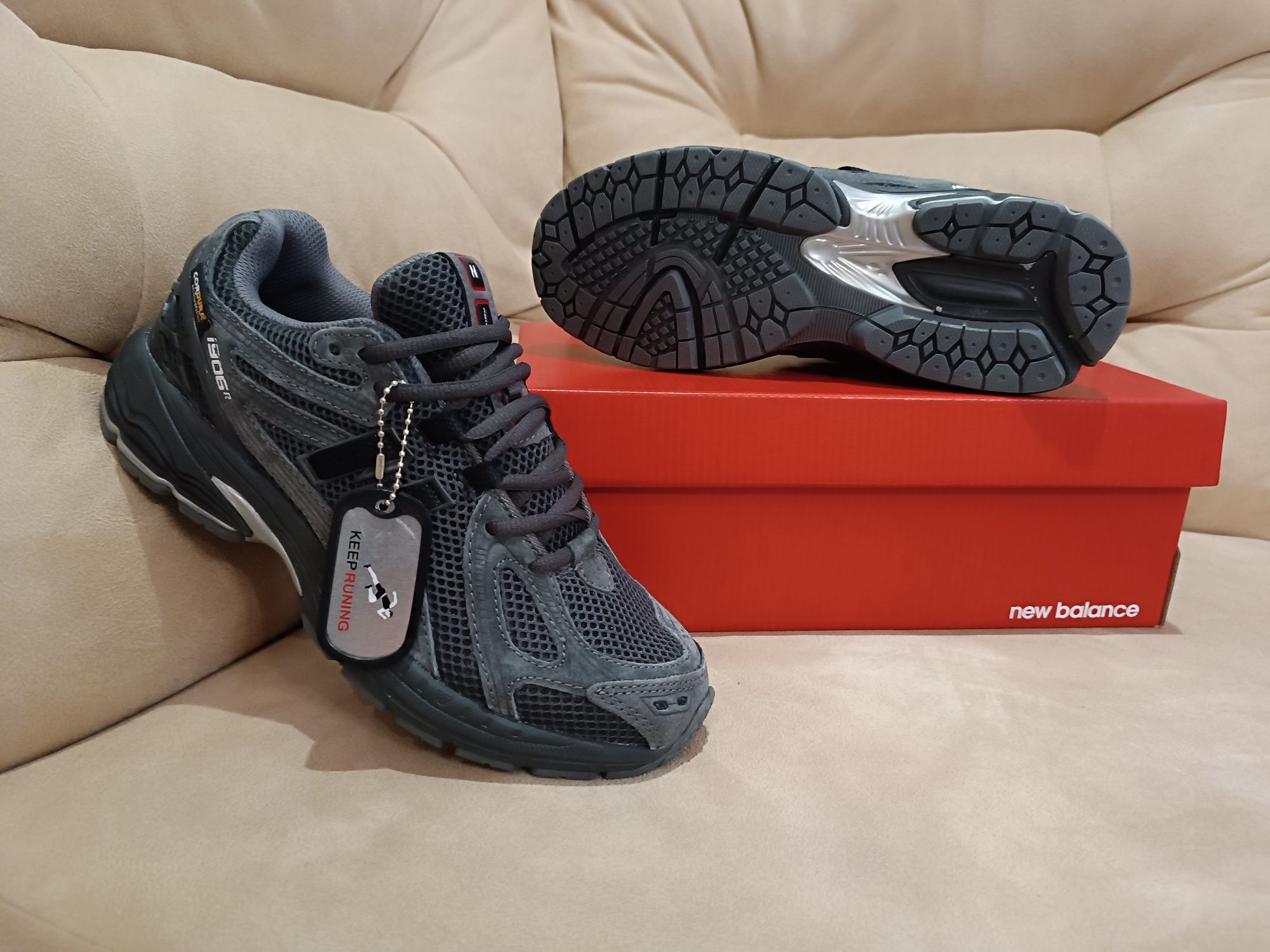 Чоловічі кросівки new balance 1906 R (36-45 розмір) 2 кольори