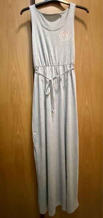 Vestidos (ler descrição)