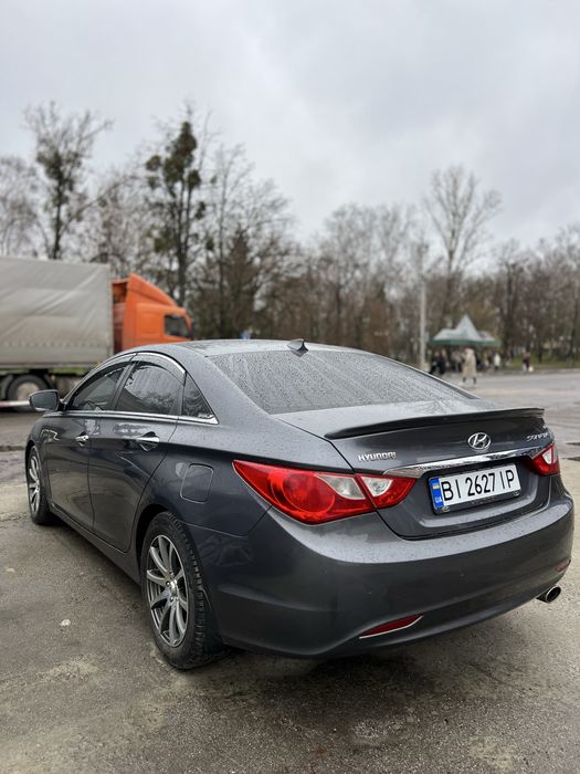 hyundai  sonata 2010 2.4 газ/бенз