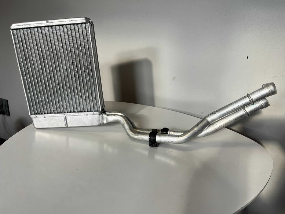 Nagrzewnica pasuje do: FORD GALAXY II, GALAXY MK II, MONDEO IV,