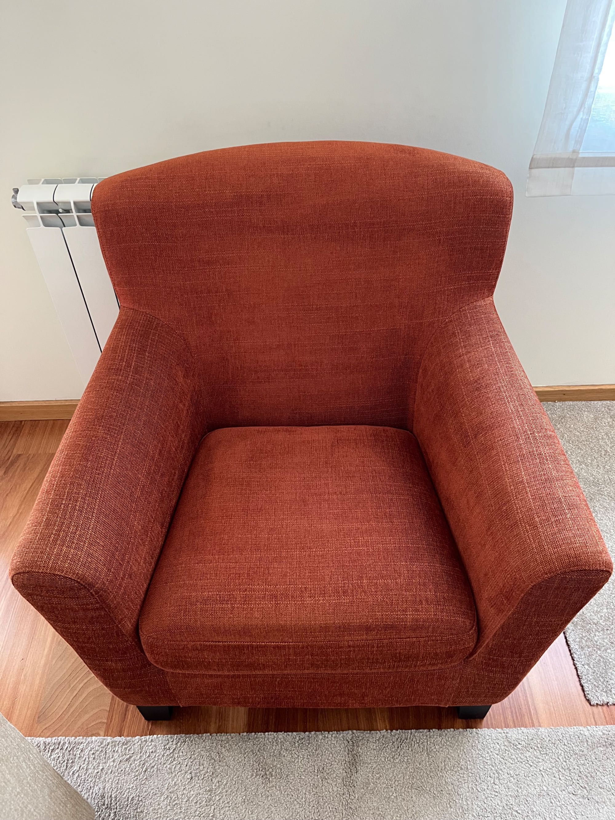 Poltrona IKEA – Conforto, Clássico com Design Intemporal