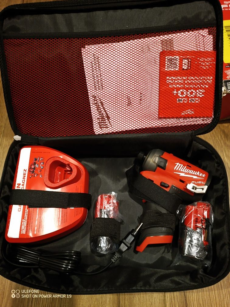 Milwaukee 2551-22 m12 Surge Hydraulic Driver