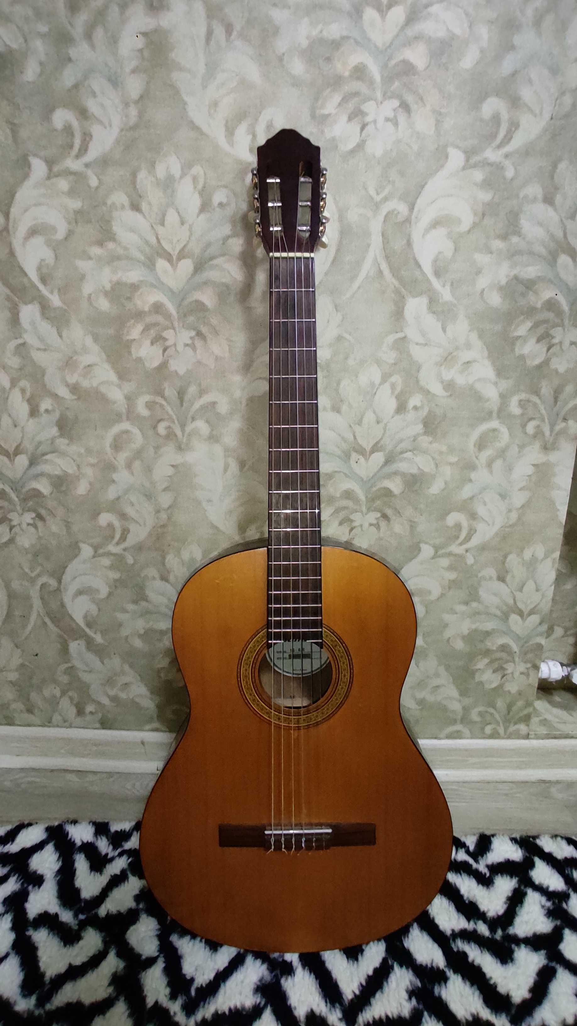 Классическая гитара SAMIC LC -020