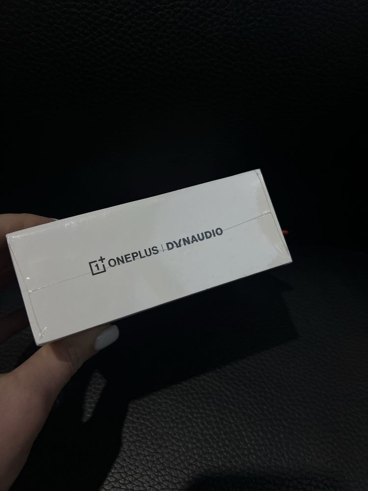 Навушники OnePlus Buds Pro 2