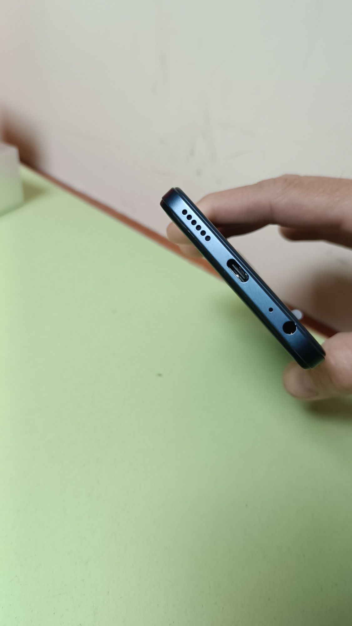 Tecno spark go NFC 64/6+3 новый