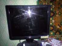 Монітор ASUS з VGA
