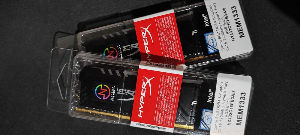 Memória RAM DDR4 HyperX Fury RGB 2x8Gb 3200MHz