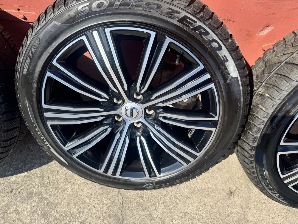 Volvo s60 v60 s90 v90 R-design zimowki 18 cali