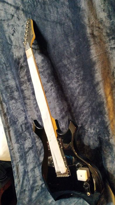 Електрогітара Vision by MSA (Warlock Style)