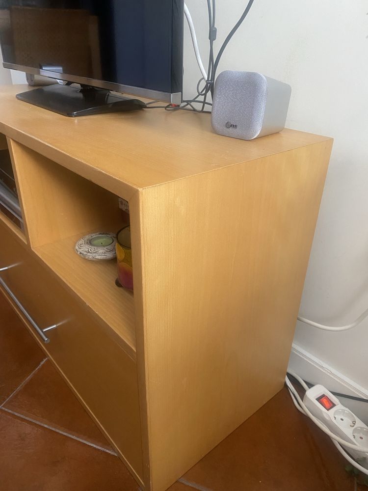 Movel de TV com gaveta