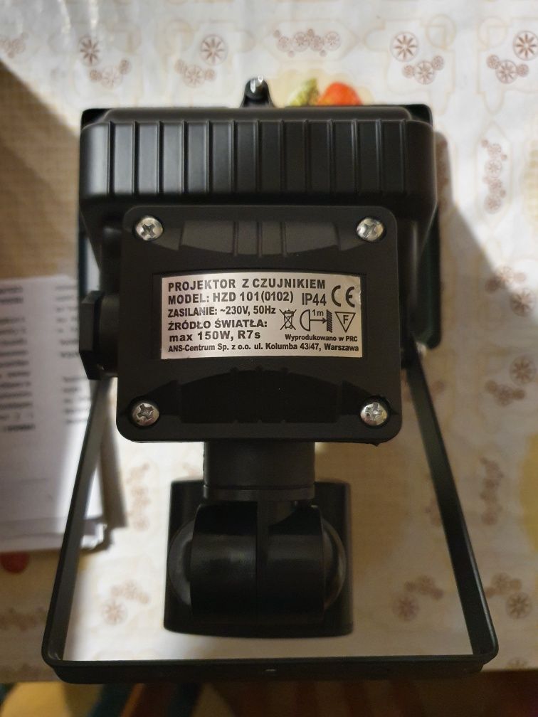 Halogen z czujnikiem ruchu 150W