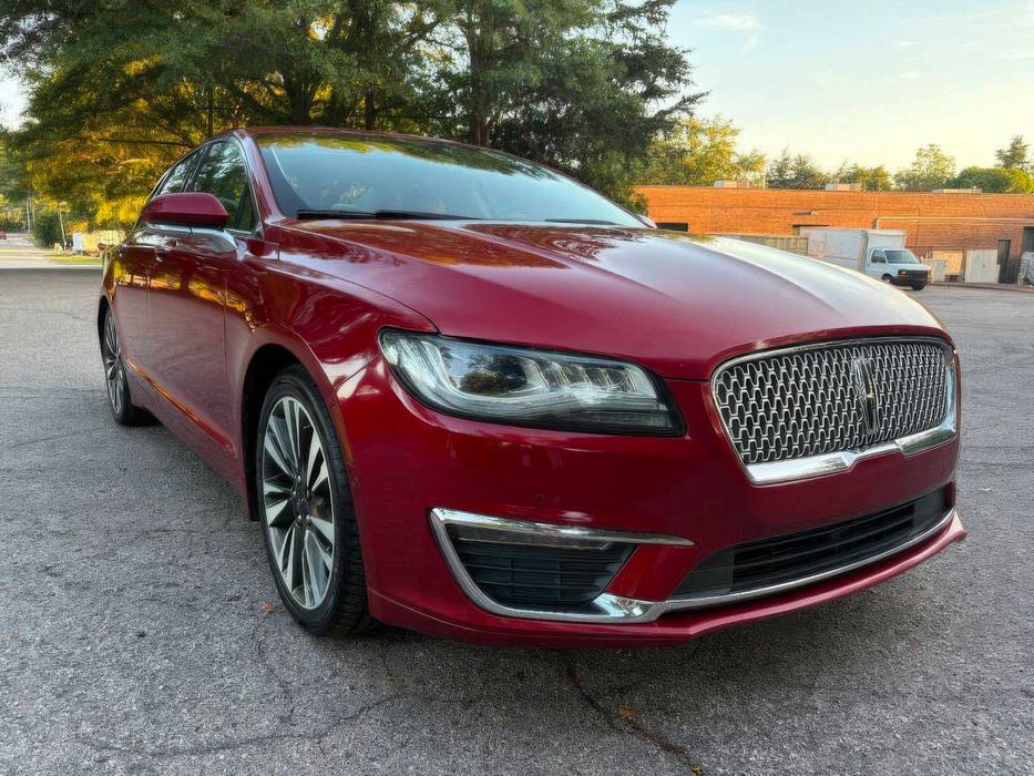 Lincoln MKZ Hybrid Reserve II      2019