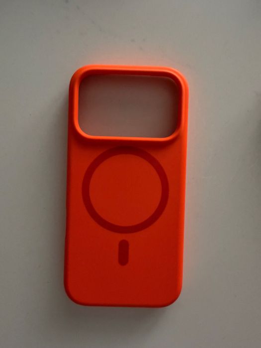 etui / case do iphone 17 pro pomarańczowe