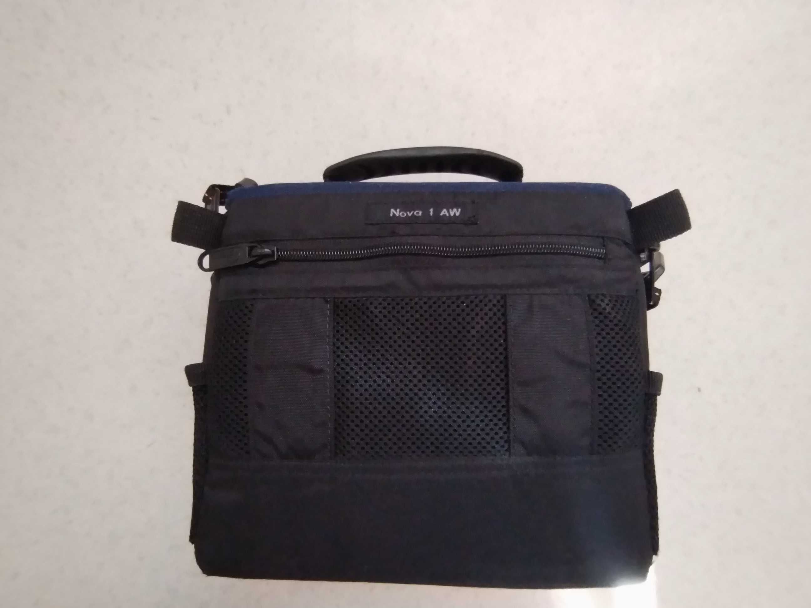 Сумка Lowepro NOVA 1 AW