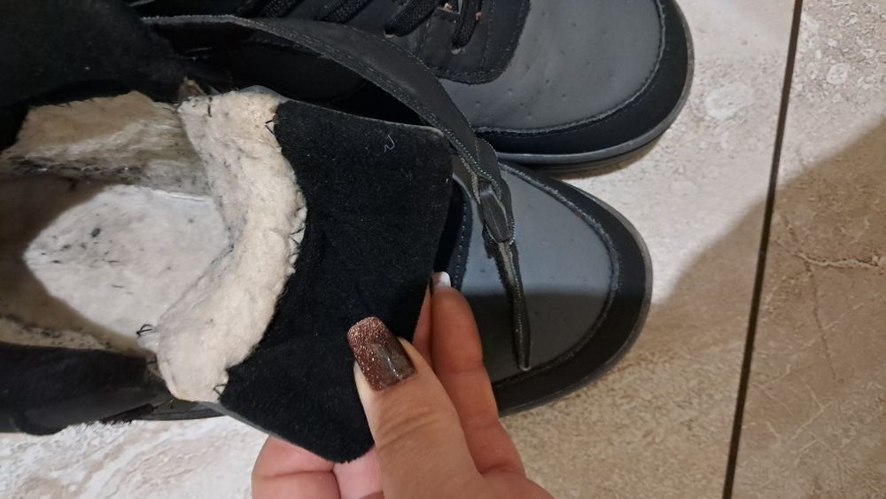 Зимові ботінки для хлопчика 37 розміру, устілка 23 см.