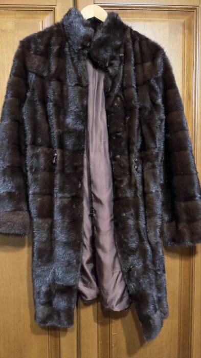 Шуба норковая натуральный мех! Продам в хорошие руки!