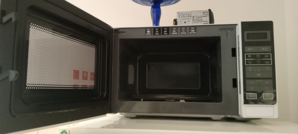 Mikrofala elektryczna sprawna