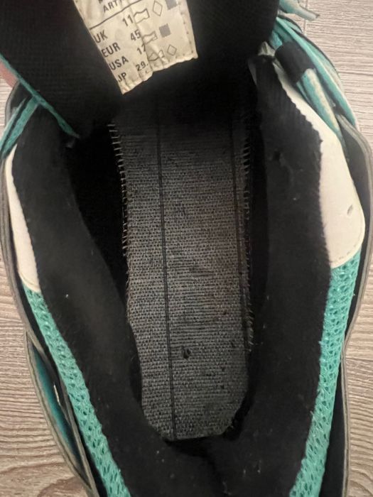 Balenciaga track