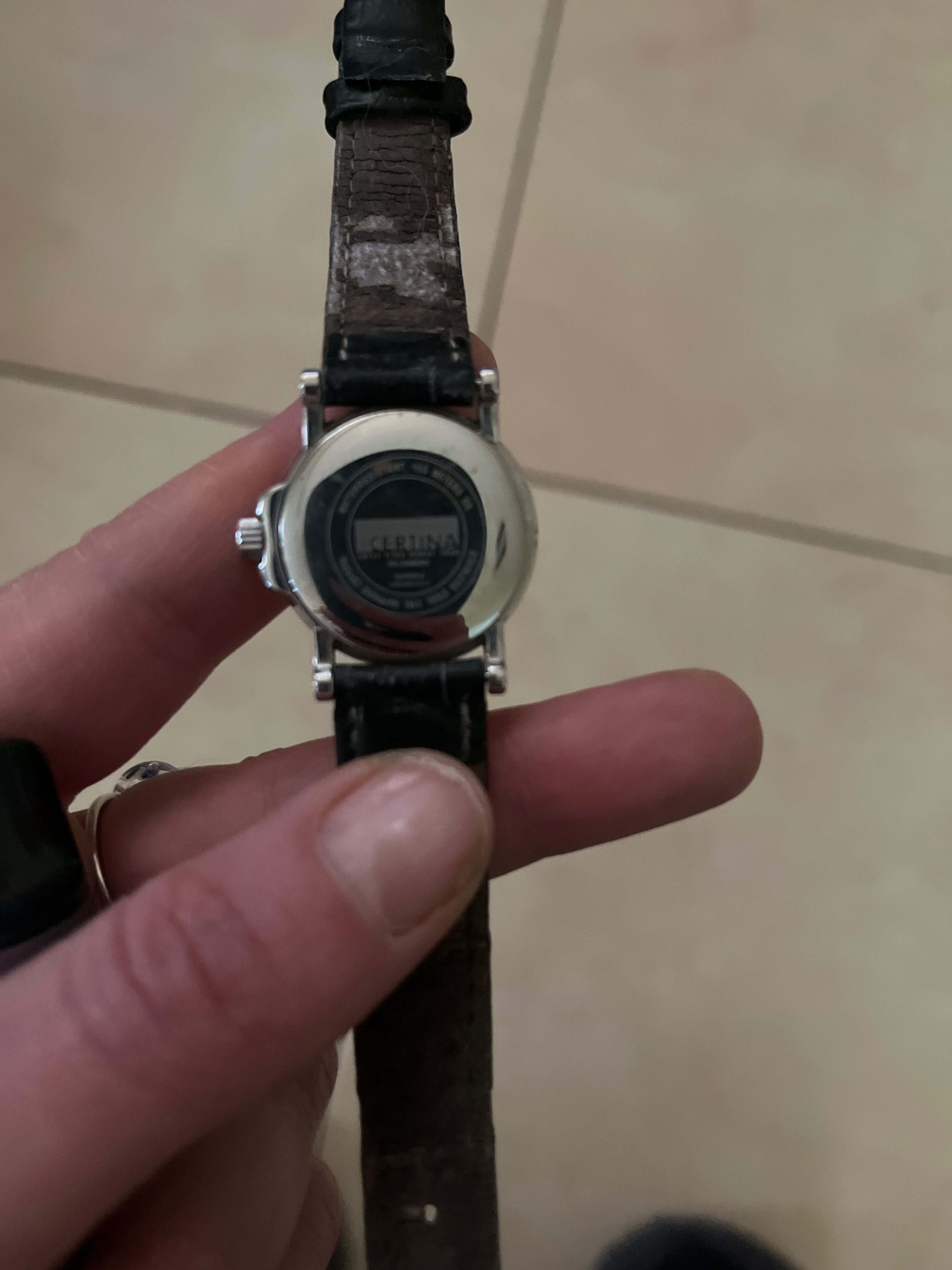Годинник Certina