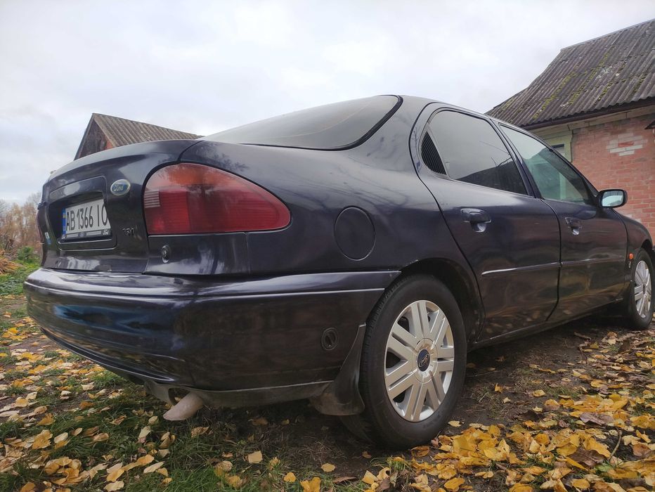 Ford Mondeo 1995 + В подарунок комплект запасних коліс на зиму