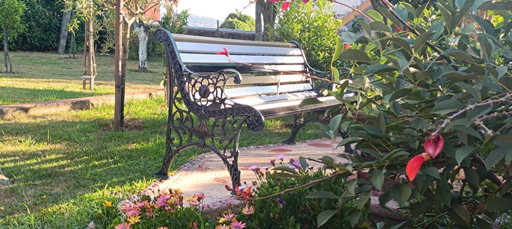 Bancos para jardim (novos)