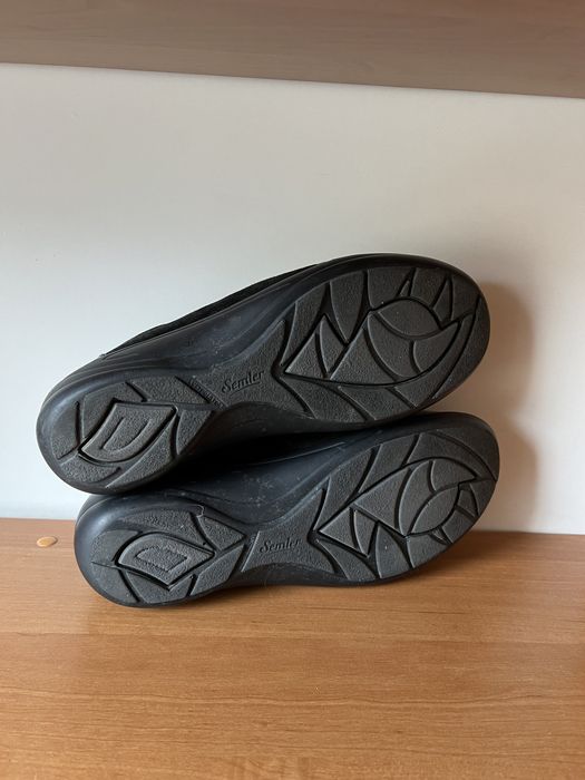 Жіночі туфлі на шнурках Semler, чорного кольору