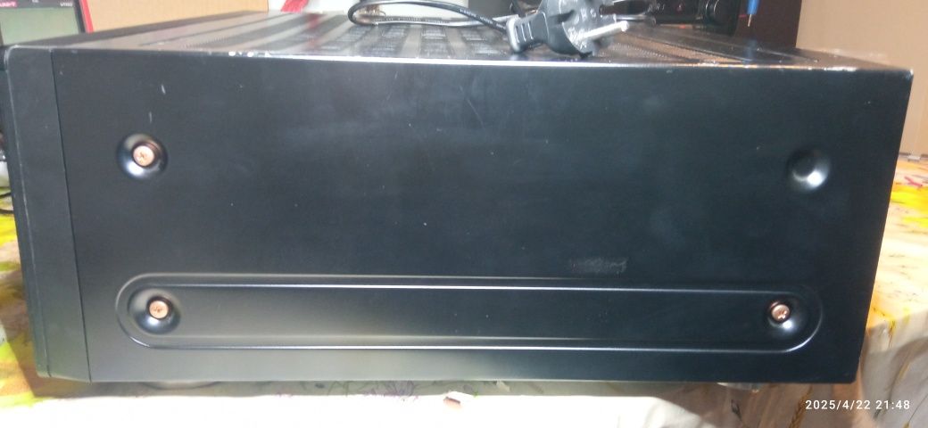 Amplituner Marantz SR-5200