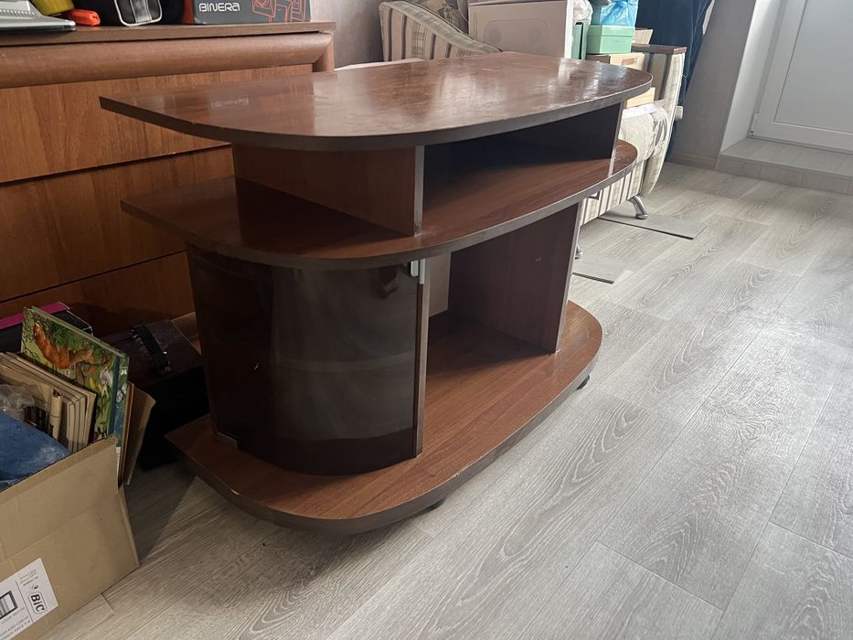 Підставка під телевізор