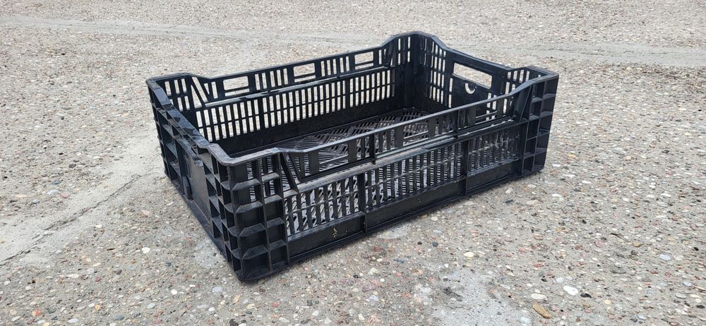 SKRZYNKI plastikowe