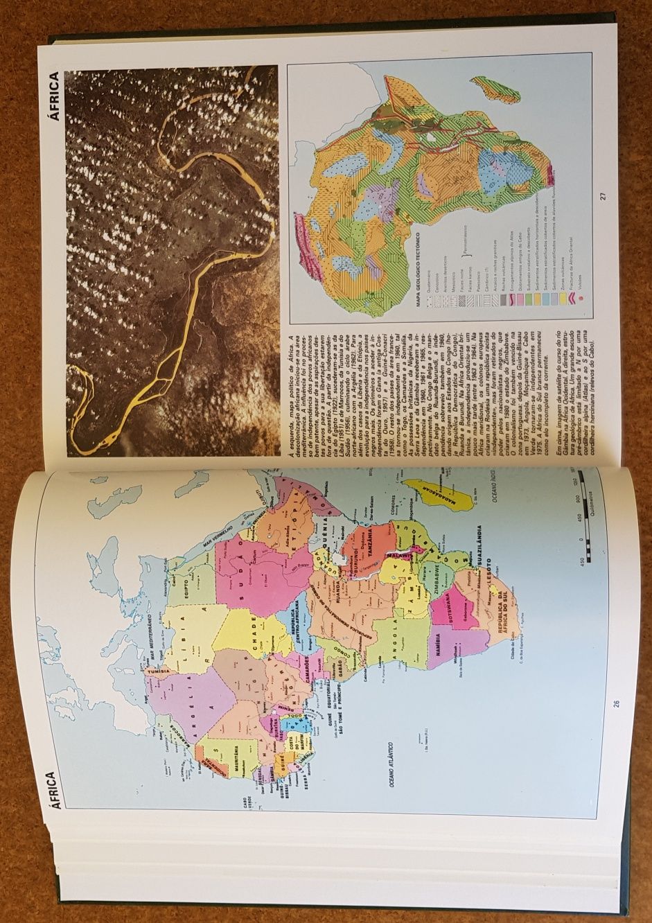 Atlas Mundial da Sabatina publicado pela Marina Editores