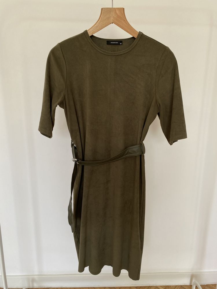 zielona/khaki sukienka zamszowa reserved 34/XS