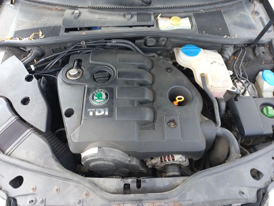 Skoda Superb 1.9 TDI 130km AWX Passat silnik kompletny wtryski turbina