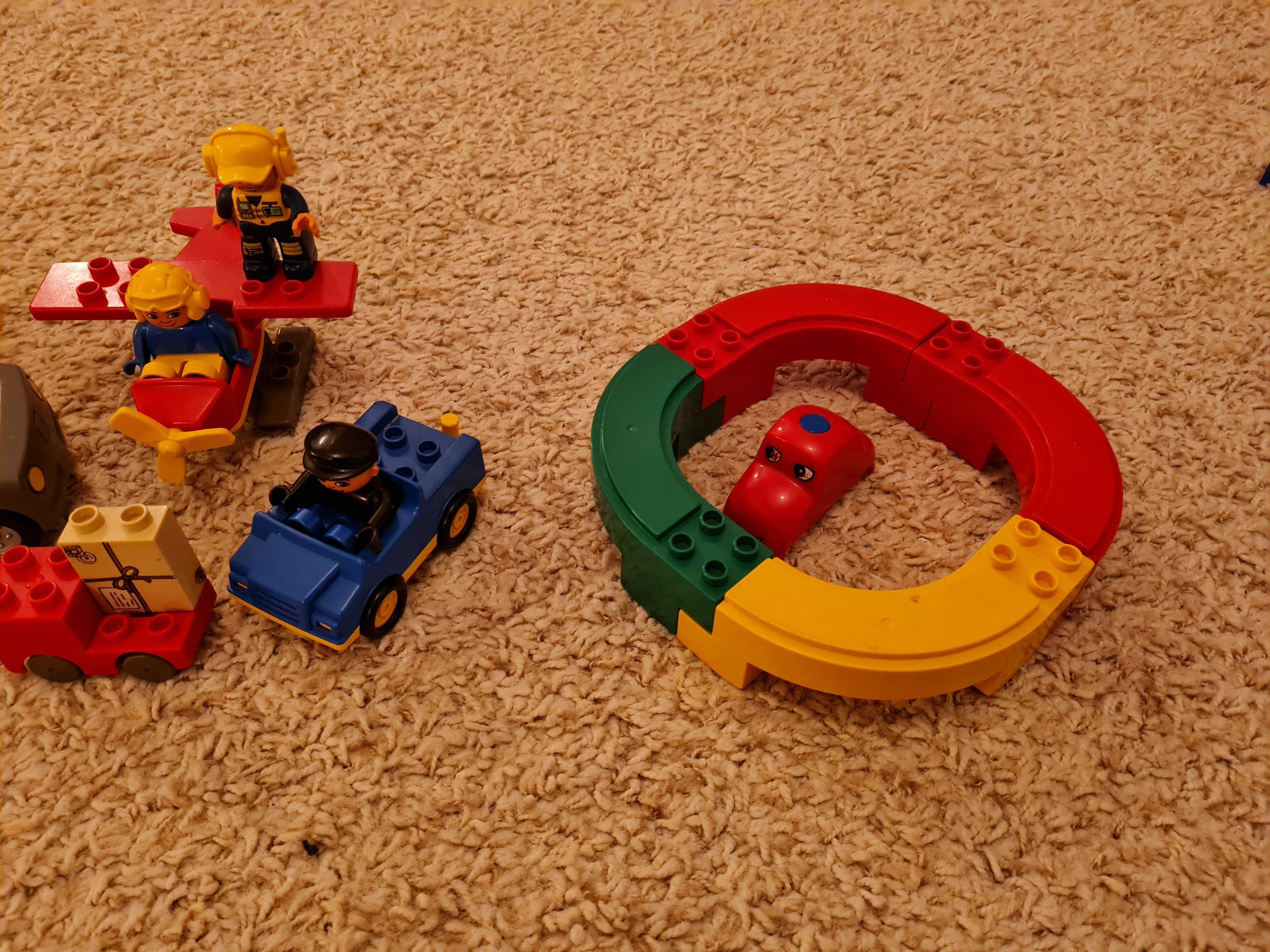Lego Duplo Poczta 5638 i Poczta 4662+samolot+tor