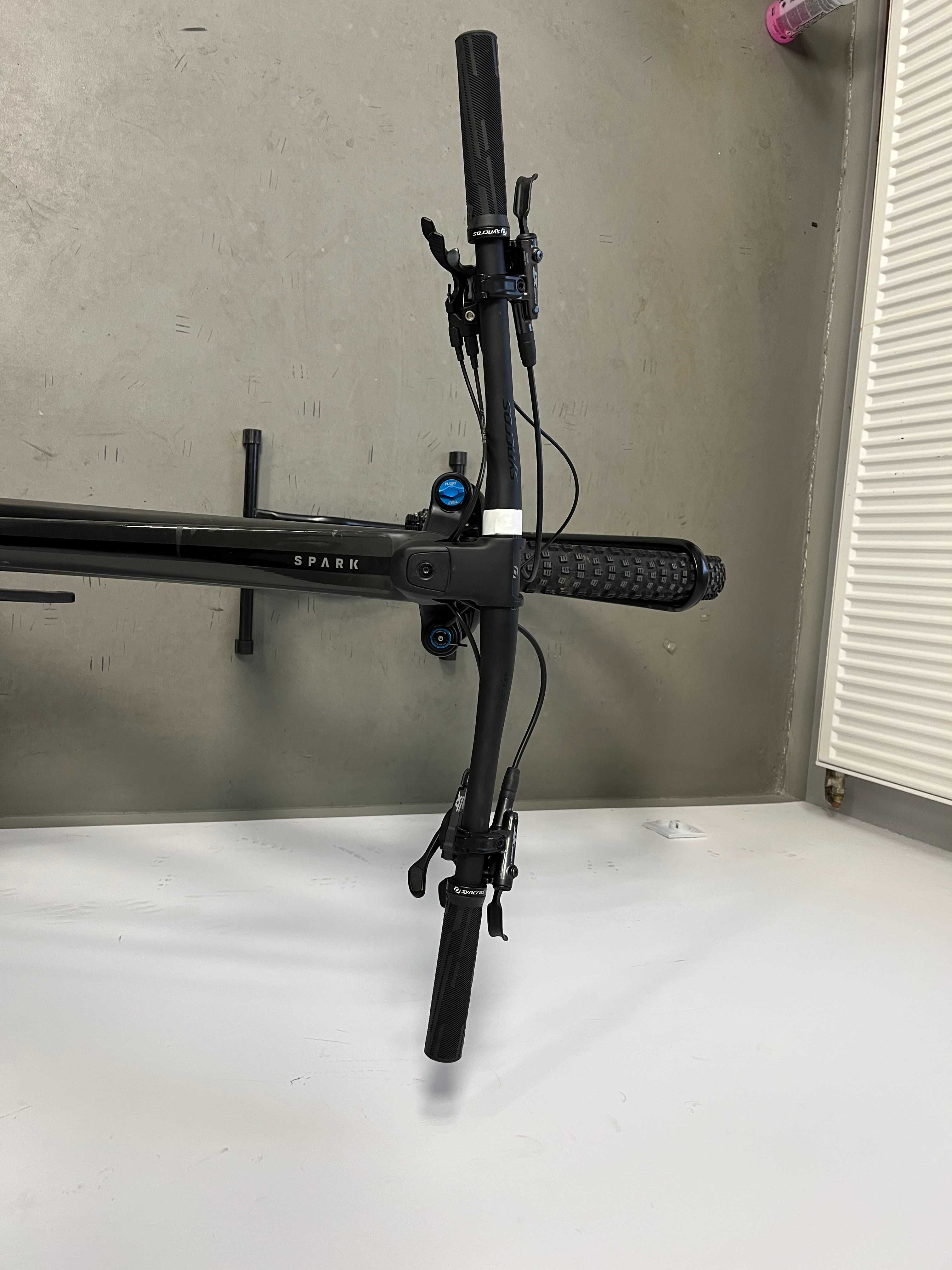 Wyprzedaż Rower Full Scott Spark 910 29" r. M FOX karbon