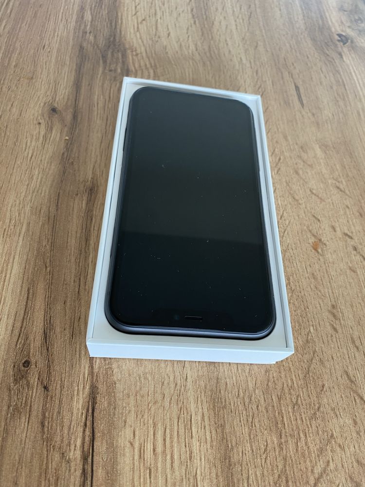 Sprzedam nowy, nieuzywany iPhone11 na gwarancji