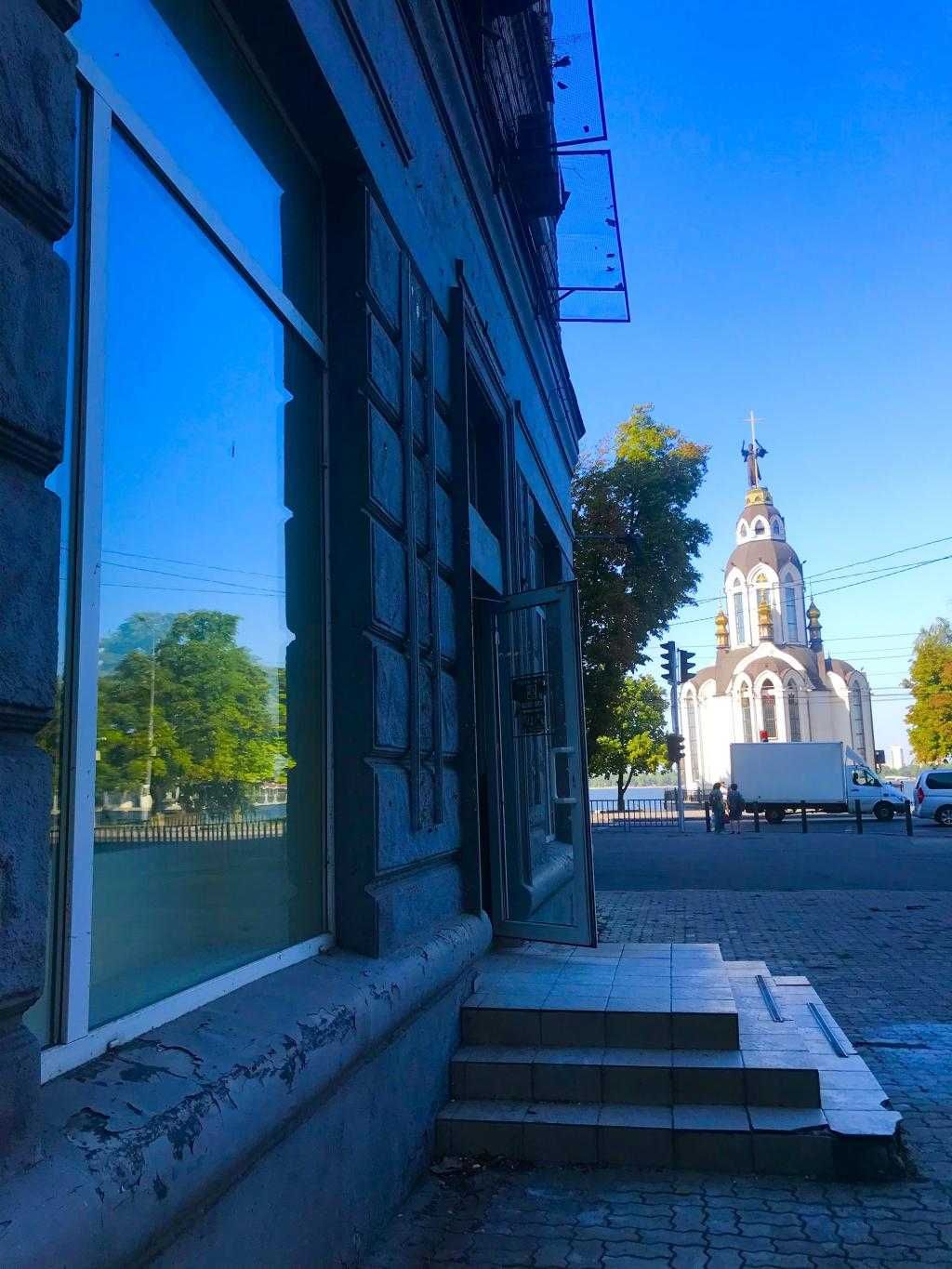 Аренда коммерческого помещения в Центре, Набережная, Мост Сити рядом.