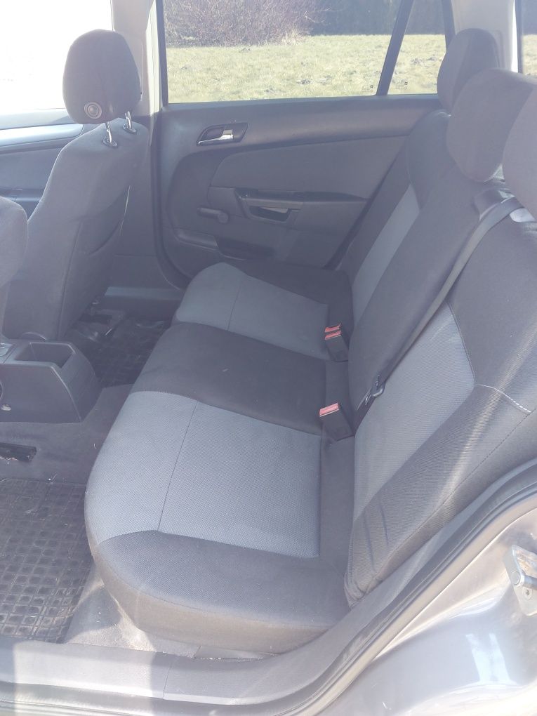 Opel Astra H 2005 świeży przegląd i OC