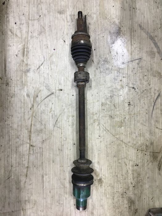 Полуось привод Suzuki Swift MK6 1.3 4X4 4WD ПРАВА ПЕРЕДНЯ.