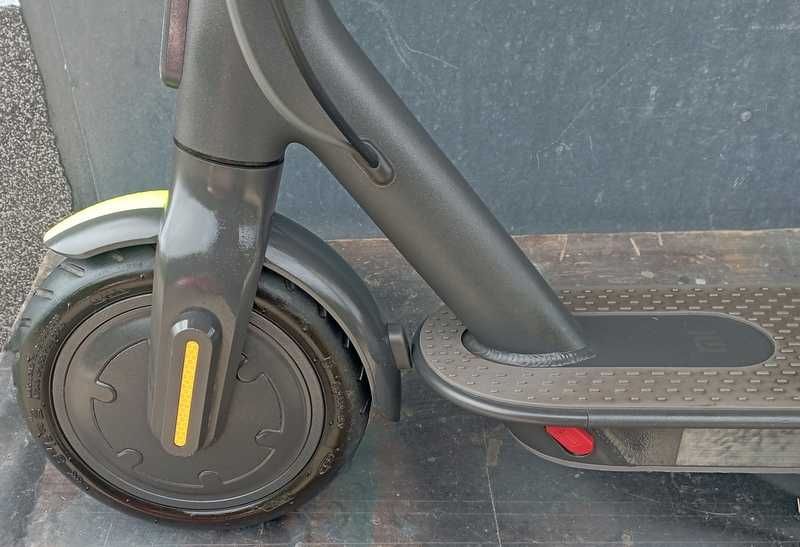 Hulajnoga Xiaomi Mi Electric Scooter M365