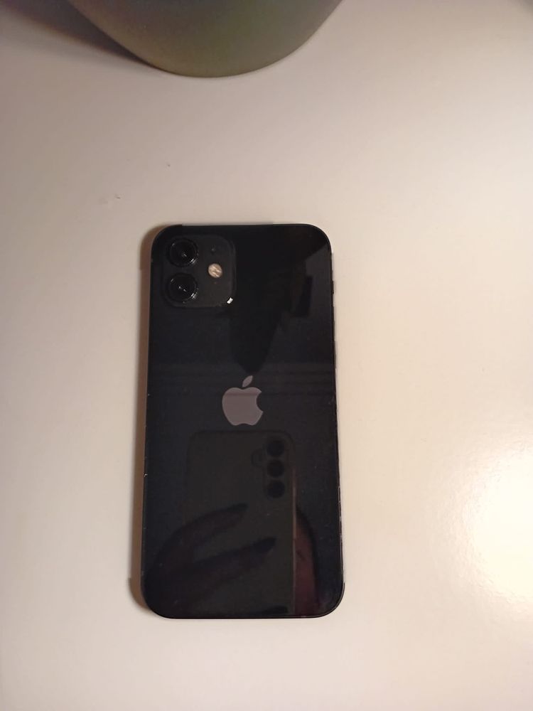 Iphone 12 Preto 128GB (8 meses de uso)