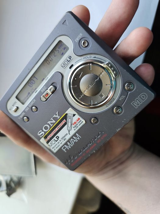 MD Плеєр Sony Walkman MZ-G750 Робочий