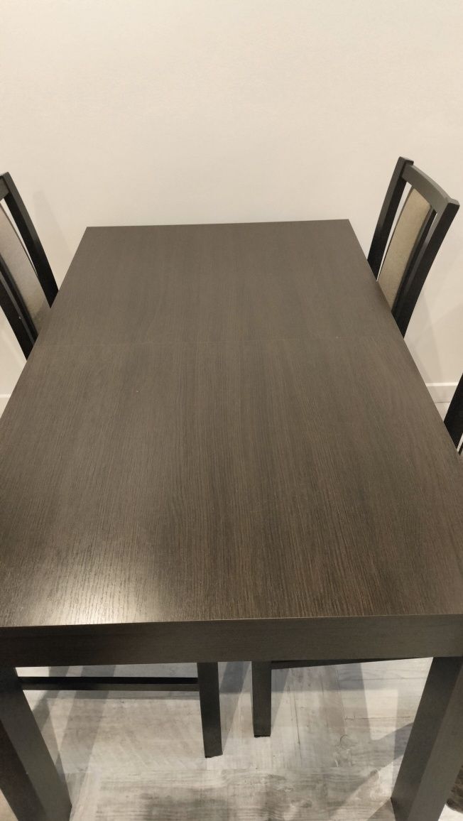 Stół rozkładany wenge + 4 krzesła