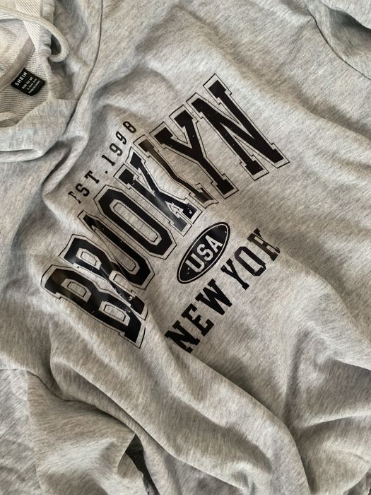 Nowa bluza z kapturem, rozmiar L