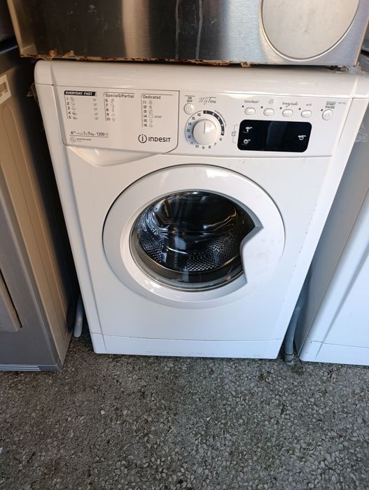Lote de electrodomésticos a funcionar