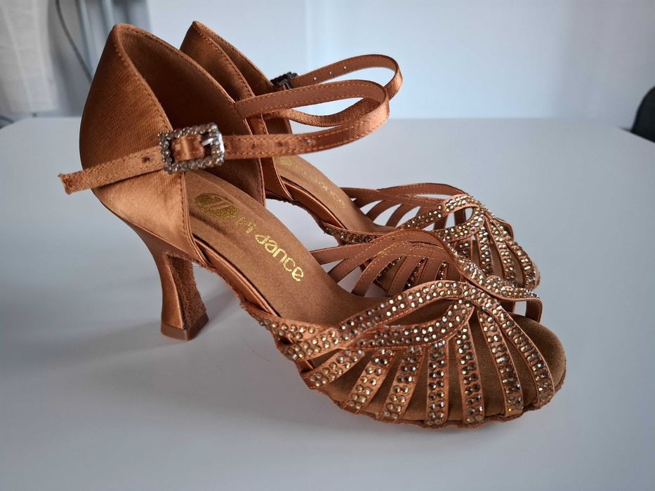 Buty taneczne 35 zdobione latino szpilki do tańca