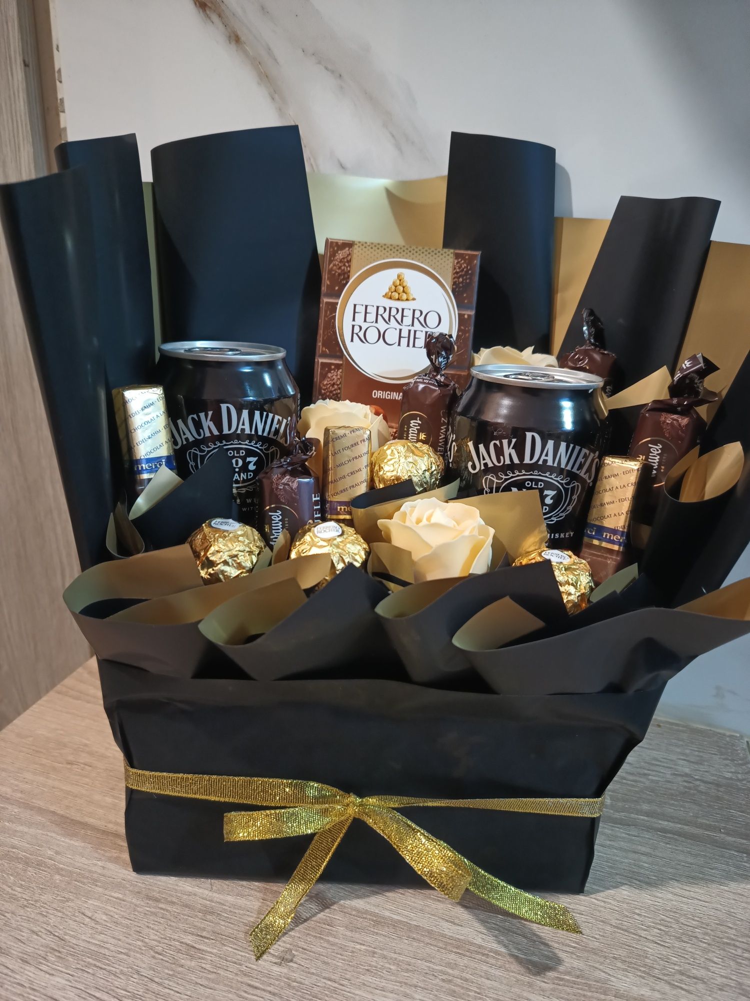Box ze słodyczy dla Niego Słodki box na każdą okazję