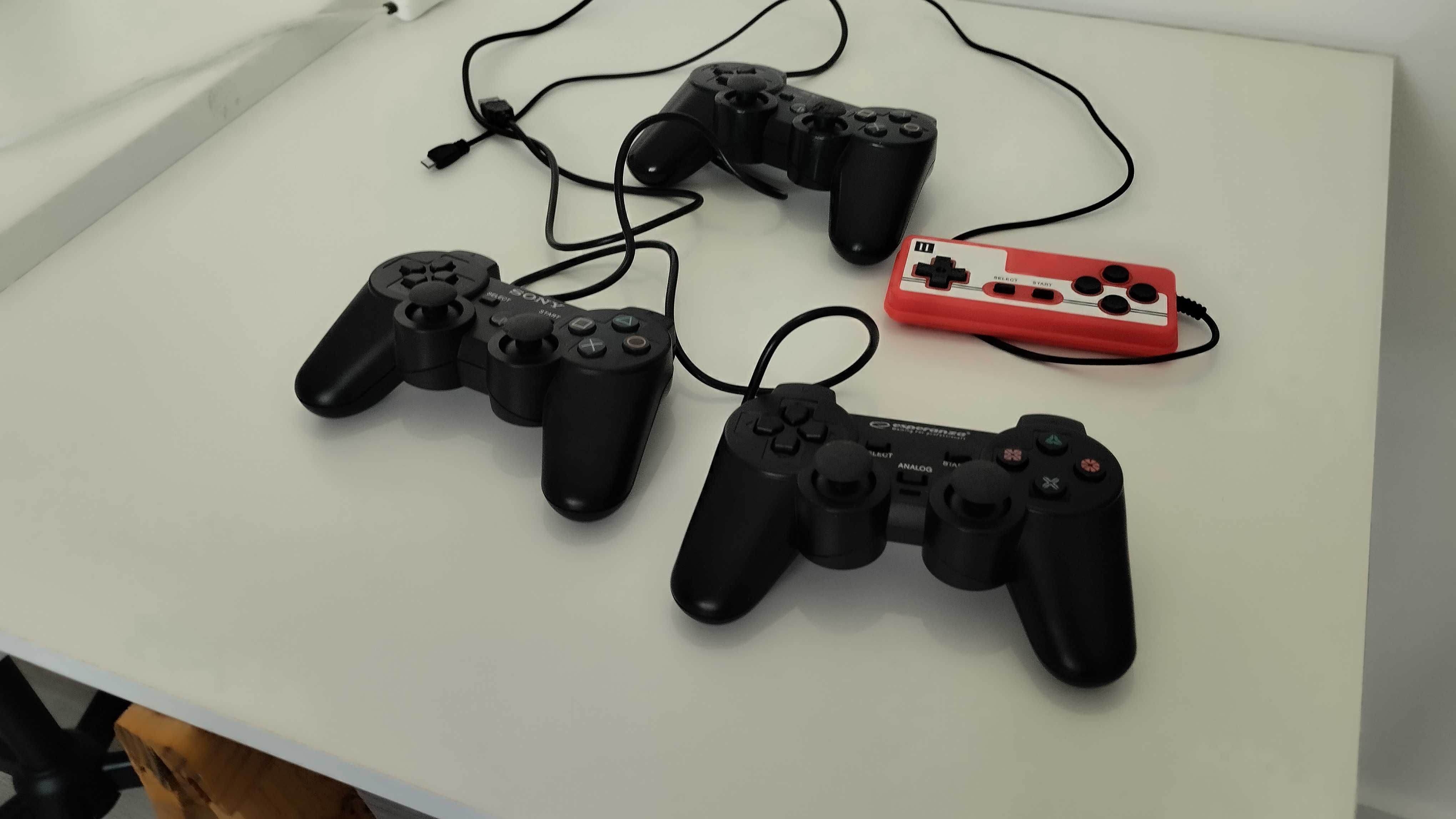 Comandos PlayStation e MINI USB