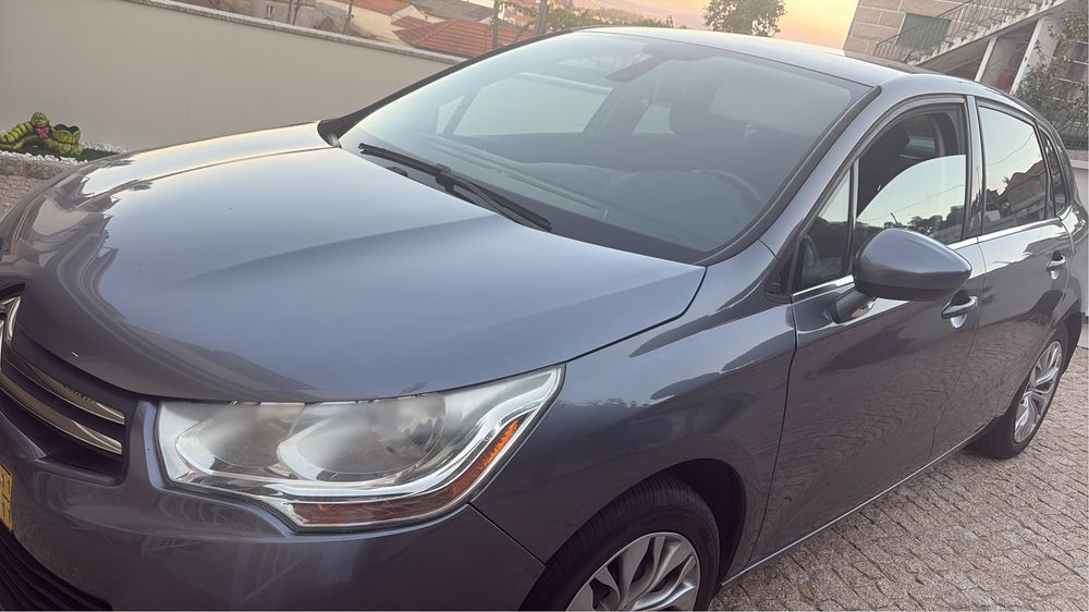 Citroen C4 com caixa automatica