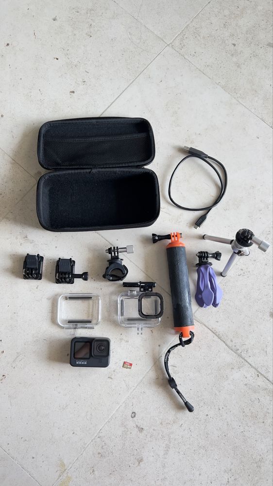 Go Pro 9 Black com acessorios e caixa estanque