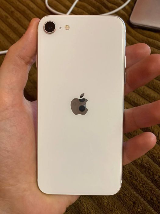 Айфон se 2020 64 gb